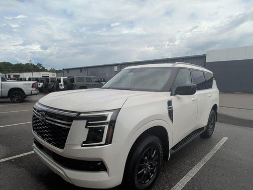 Aspen White Tricoat 2026 Nissan Armada SV