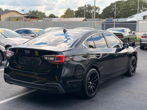 Crystal Black Silica 2020 Subaru Legacy Base