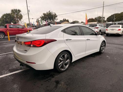 2015 Hyundai ELANTRA Limited