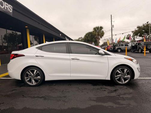 2015 Hyundai ELANTRA Limited