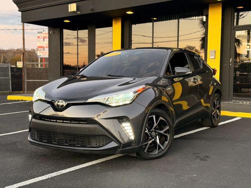 2020 Toyota C-HR XLE