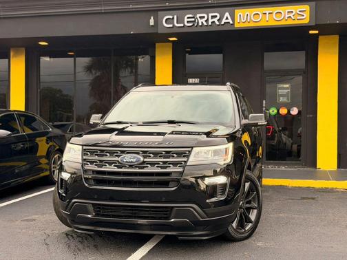 Shadow Black 2018 Ford Explorer XLT