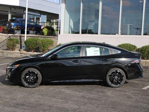 Super Black 2026 Nissan Sentra SR