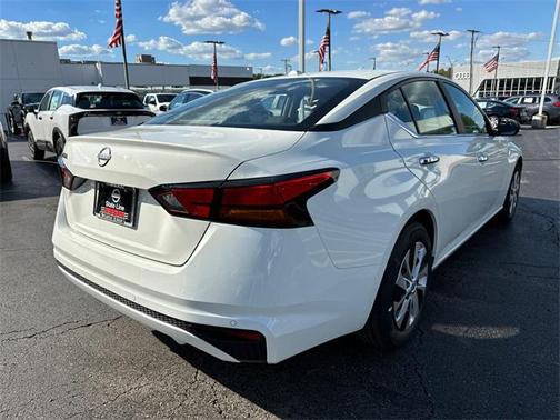 2025 Nissan Altima S FWD