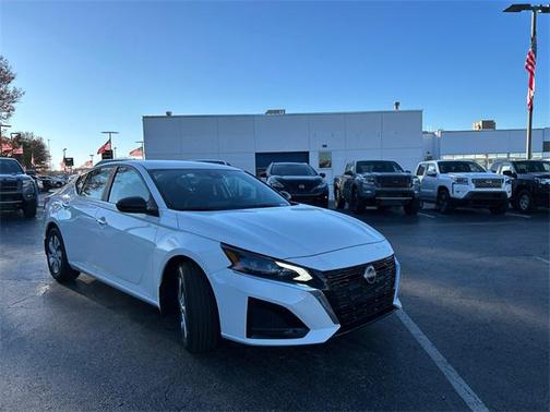 2025 Nissan Altima S FWD