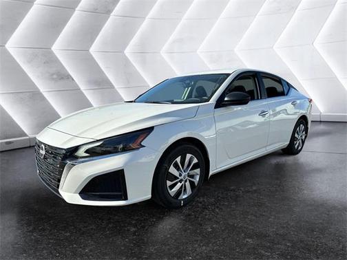2025 Nissan Altima S FWD