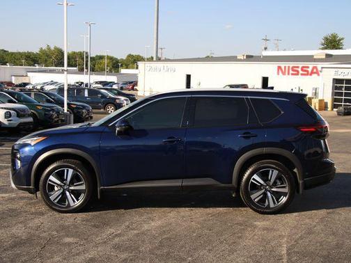 Deep Ocean Blue Pearl 2024 Nissan Rogue SL