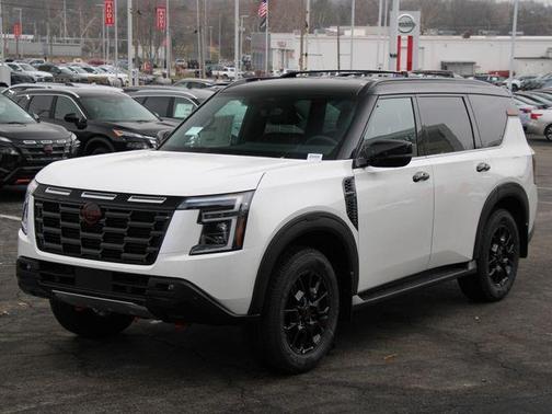 Aspen White Tricoat/Super Black 2026 Nissan Armada PRO-4X