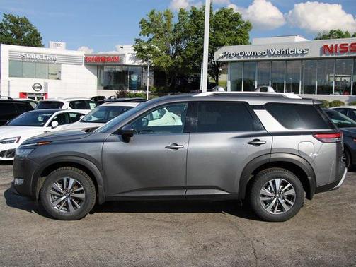 2024 Nissan Pathfinder SL 4WD