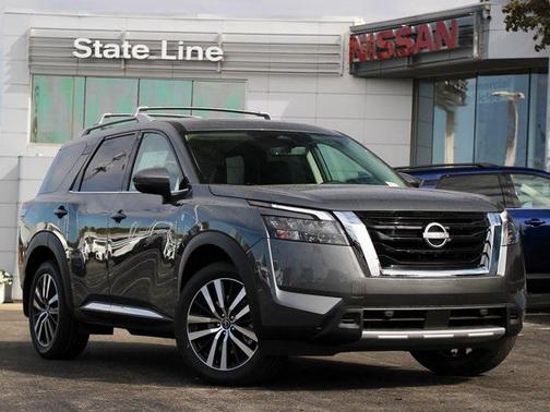 2025 Nissan Pathfinder Platinum 4WD