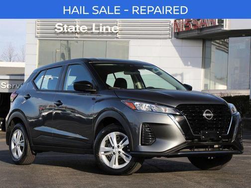 Gun Metallic 2025 Nissan Kicks S