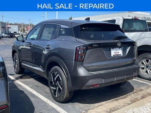 Gun Metallic 2026 Nissan Kicks SV