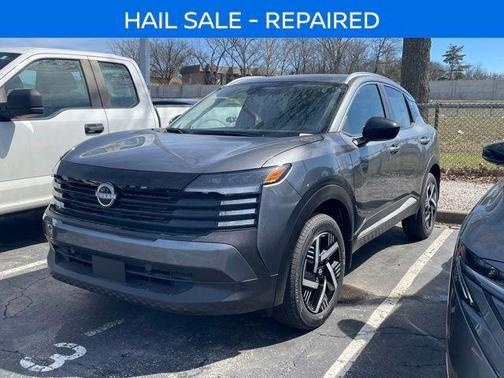 Gun Metallic 2026 Nissan Kicks SV