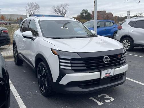 2025 Nissan Kicks SR