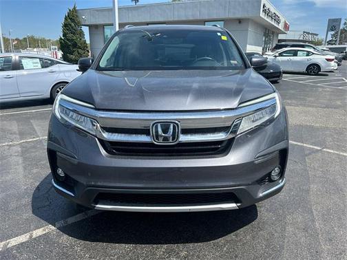 2022 Honda Pilot Touring 8-Passenger