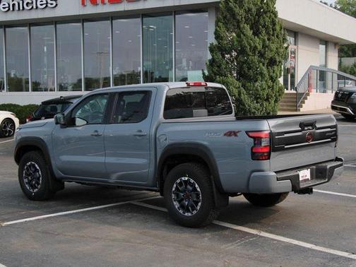 2025 Nissan Frontier PRO-4X