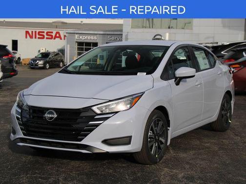 Gray Sky Pearl 2025 Nissan Versa 1.6 SV