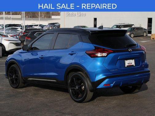 Electric Blue Metallic/Super Black 2024 Nissan Kicks SR