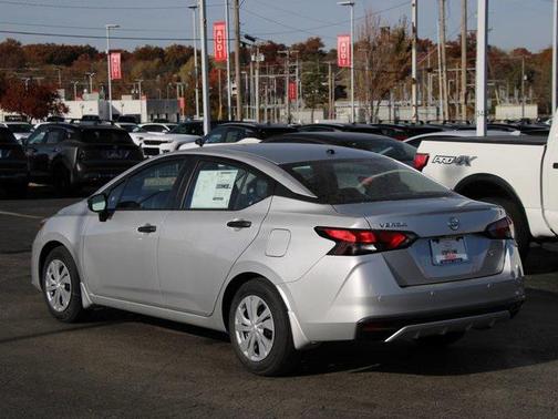 2025 Nissan Versa 1.6 S