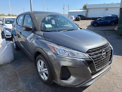 2025 Nissan Kicks S
