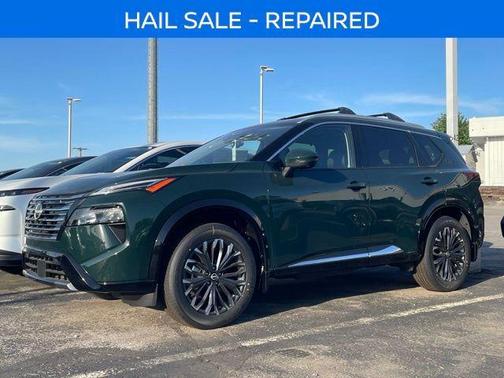 Obsidian Green 2026 Nissan Rogue Platinum