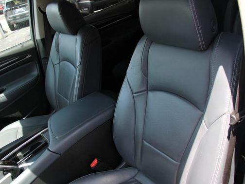 Summit White 2020 Buick Enclave FWD Essence