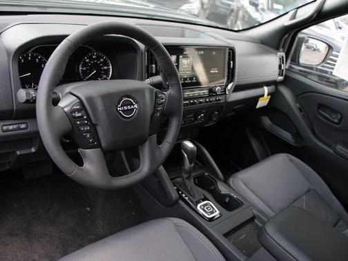 Super Black 2026 Nissan Frontier SV