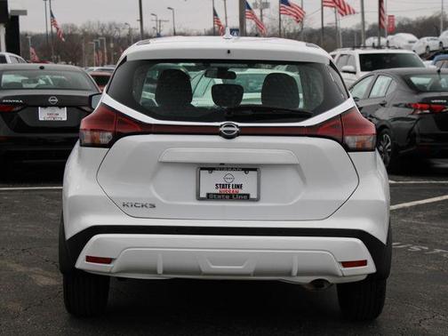 Fresh Powder 2025 Nissan Kicks S