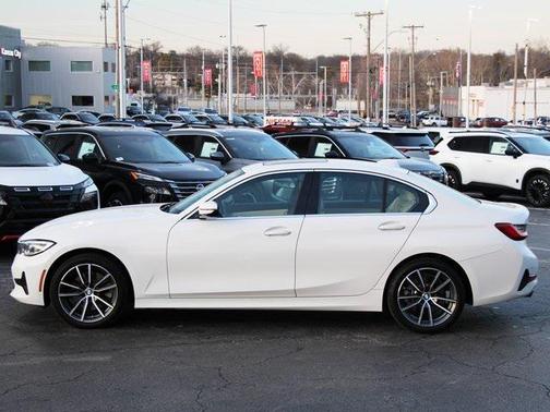 2019 BMW 330 330i