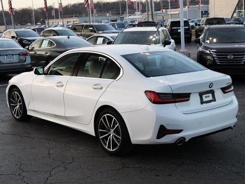 2019 BMW 330 330i