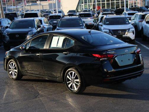 Super Black 2025 Nissan Versa 1.6 S