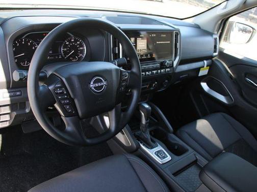 Glacier White 2026 Nissan Frontier SV