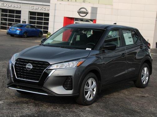 2025 Nissan Kicks S