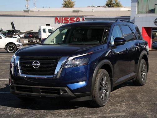 2025 Nissan Pathfinder SV 4WD