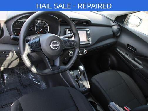 Gun Metallic 2025 Nissan Kicks S