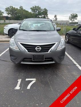 Gun Metallic 2016 Nissan Versa 1.6 S