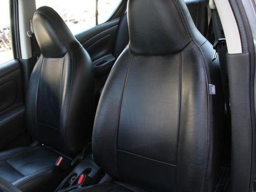 Gun Metallic 2016 Nissan Versa 1.6 S