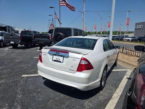 White 2012 Ford Fusion SEL