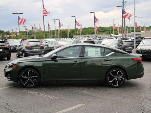 Tactical Green Metallic 2026 Nissan Altima SR FWD