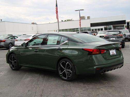 Tactical Green Metallic 2026 Nissan Altima SR FWD