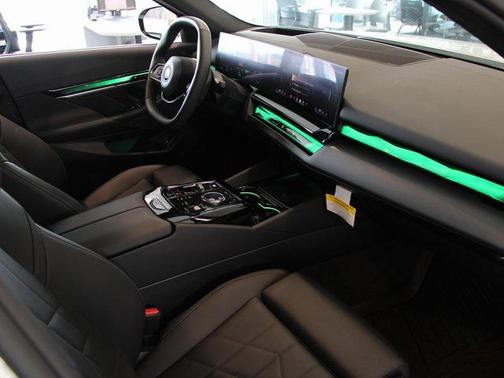 2024 BMW i5 eDrive40