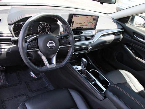 Gray Sky Pearl 2023 Nissan Altima SR FWD