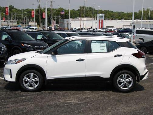 Fresh Powder 2025 Nissan Kicks S