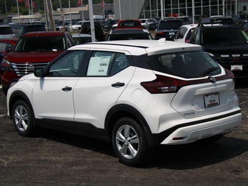 Fresh Powder 2025 Nissan Kicks S