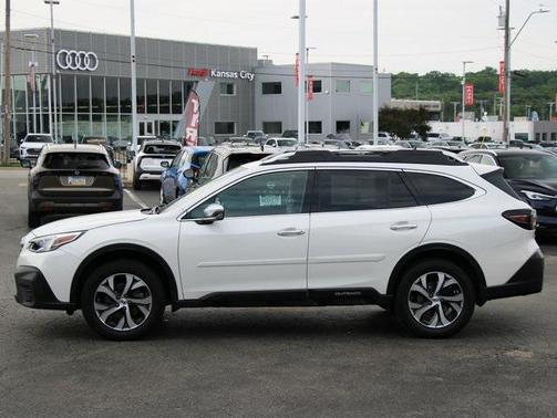 2020 Subaru Outback Touring XT