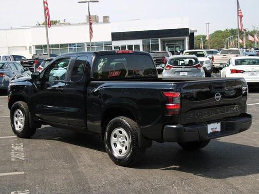 2024 Nissan Frontier S