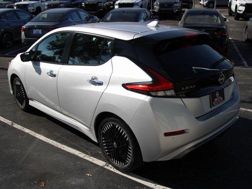 2024 Nissan Leaf SV PLUS