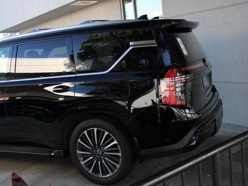2025 Nissan Armada Platinum Reserve 4WD