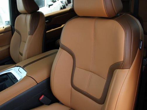 2025 Nissan Armada SL 4WD