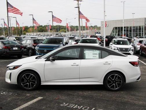 2025 Nissan Sentra SR